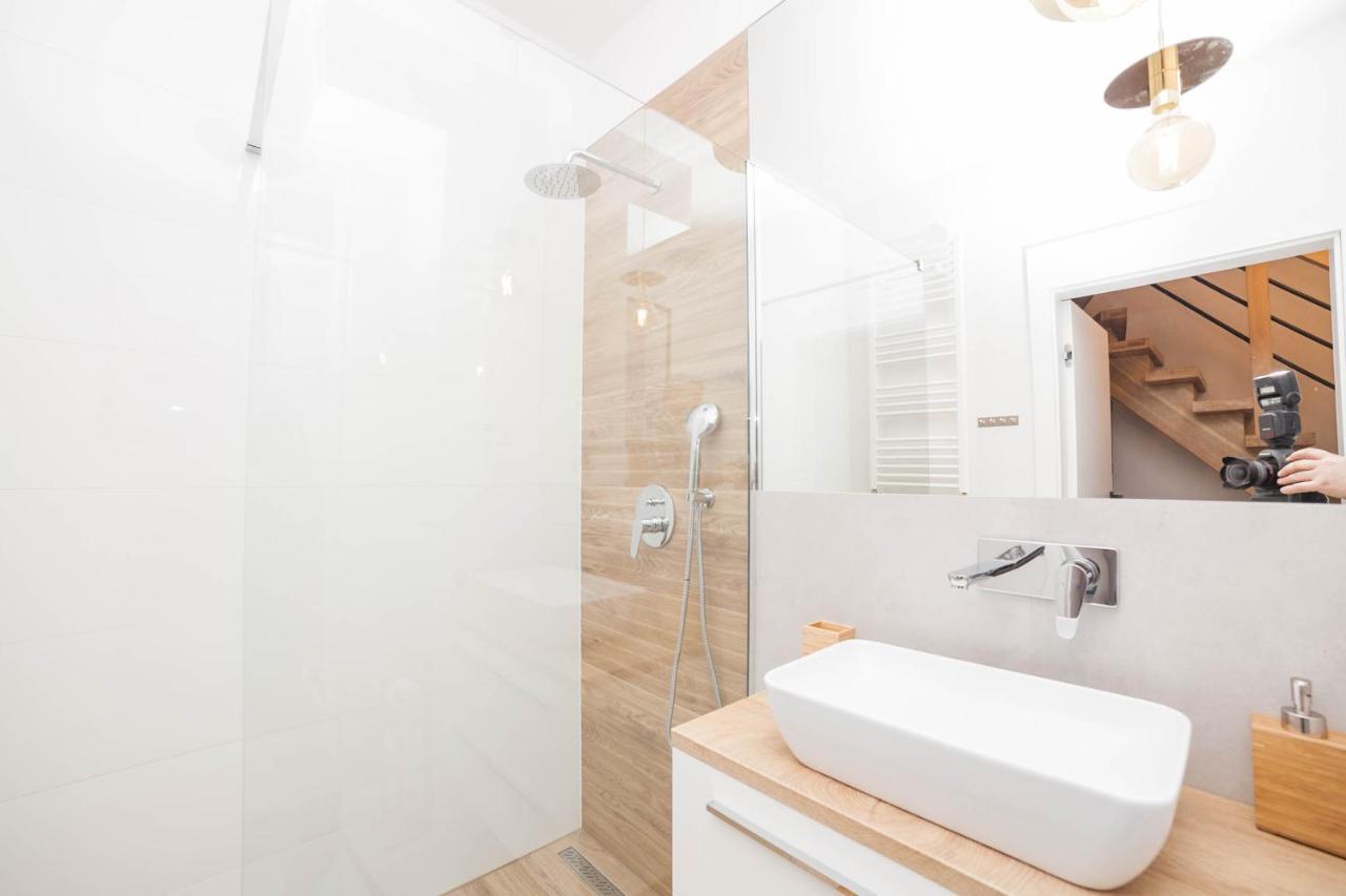 Mragowo Dwupoziomowy Apartament Indygo 85M2 Z Widokiem Na Jezioro Exterior photo